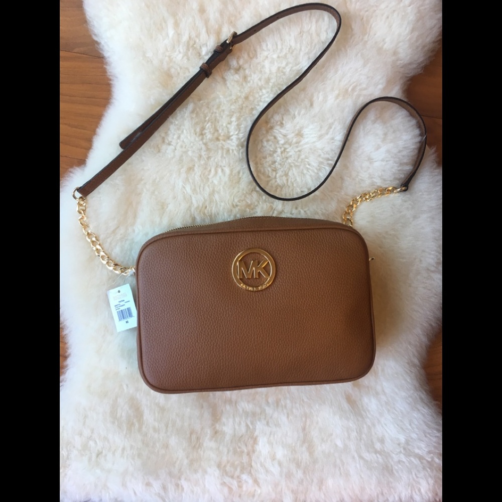 🎆🚫《SOLD Michael Kors leather crossbody chain bag